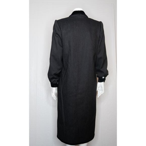 GIVENCHY NOUVELLE BOUTIQUE Vintage '80s Wool Double Breast Pinstripe Overcoat 36 - Picture 9 of 13